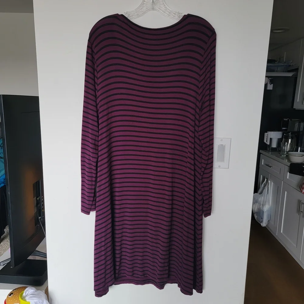 Apt. 9 Women's Long Sleeve Dress in Purple and Black Stripes - Picture 5 of 5